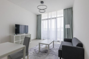 Splendid 1BR in Living Garden